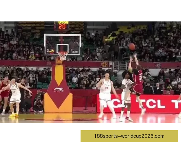 上海队4分险胜山西豪取13连胜 古德温31分7助攻击败旧主 上海队4分险胜山西豪取13连胜 古德温31分7助攻击败旧主