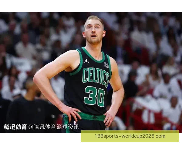 豪瑟达成绿军历史新里程碑 成为队史第十位投中700个三分的球员