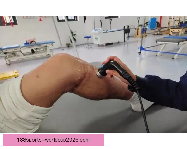 科尔透露穆迪伤情无大碍 医学专家称手术难度较低