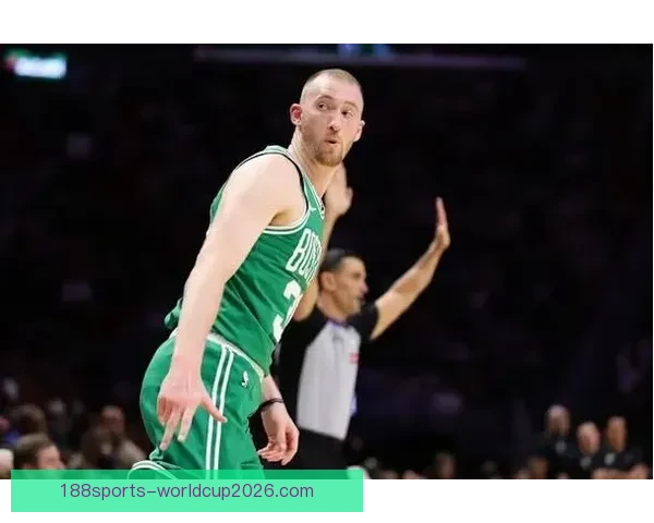 豪瑟达成绿军历史新里程碑 成为队史第十位投中700个三分的球员